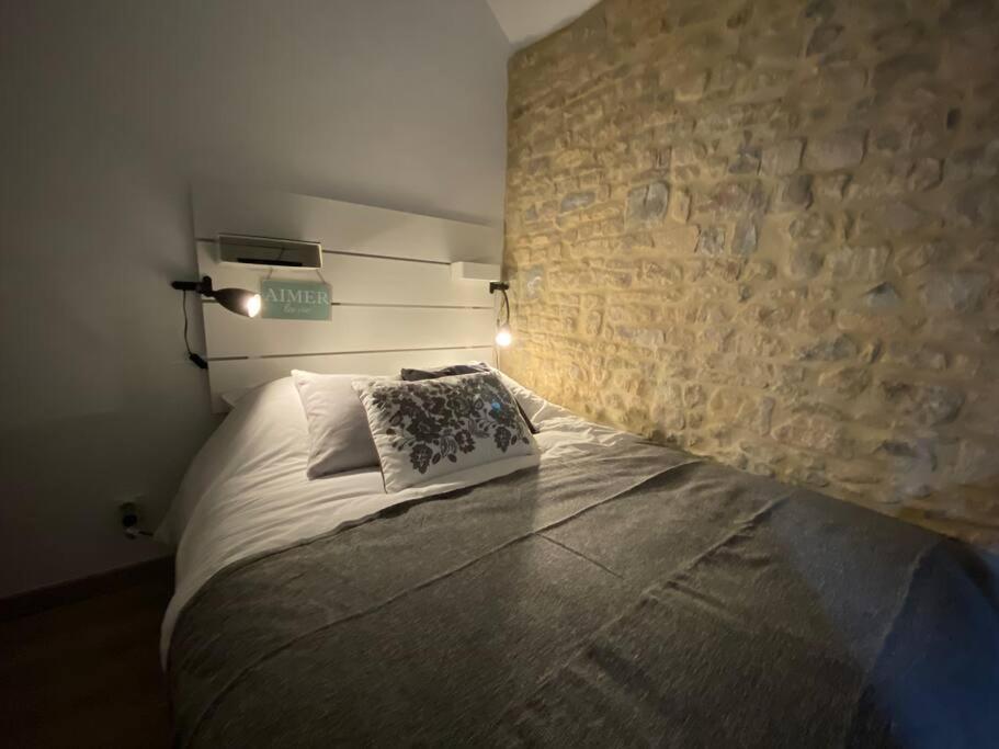 Bed In The City - Appart'Hotel - Historical Center Bayeux Buitenkant foto